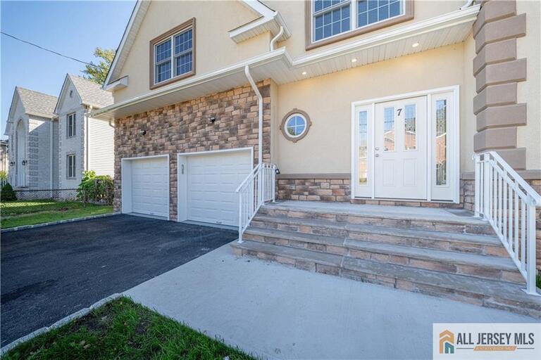 Photo 3 of 7 Mount Pleasant Avenue, Edison NJ 08820, Edison, NJ