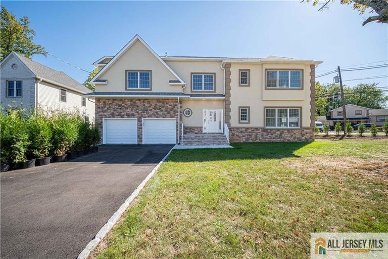 Photo 2 of 7 Mount Pleasant Avenue, Edison NJ 08820, Edison, NJ