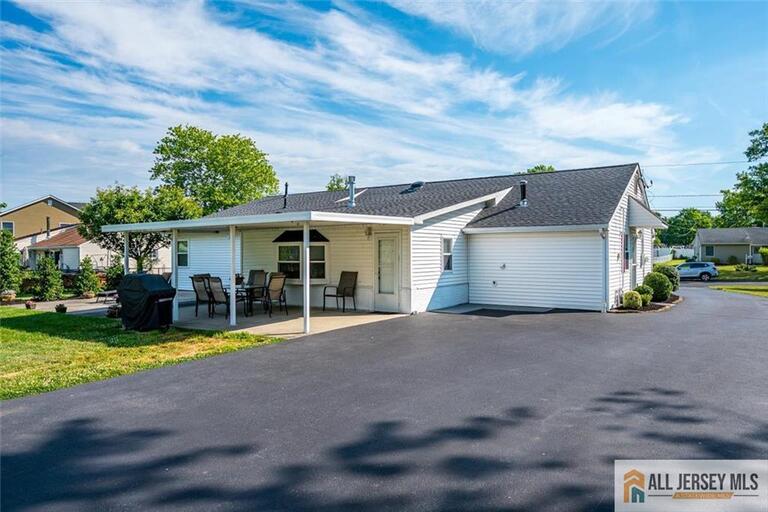 Photo 32 of 39 Kendall Road, South Brunswick NJ 08824, South Brunswick, NJ