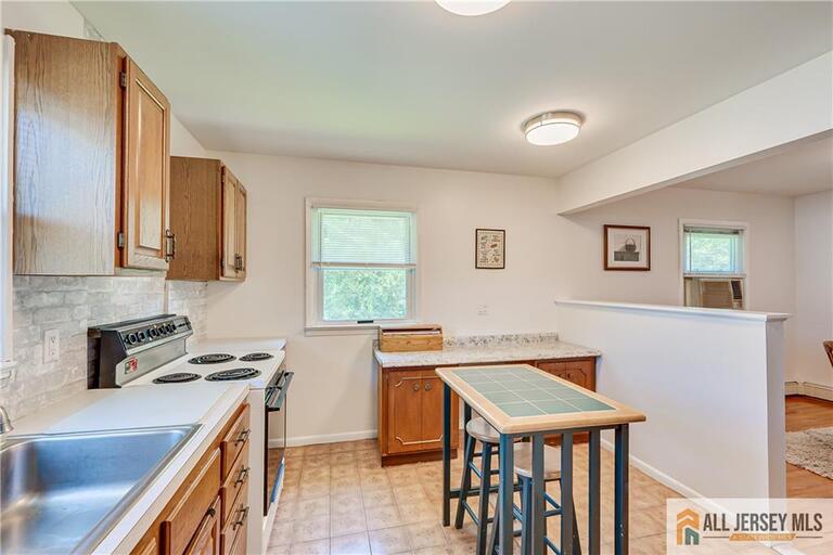 Photo 5 of 68 Outcalt Avenue, Spotswood NJ 08884, Spotswood, NJ