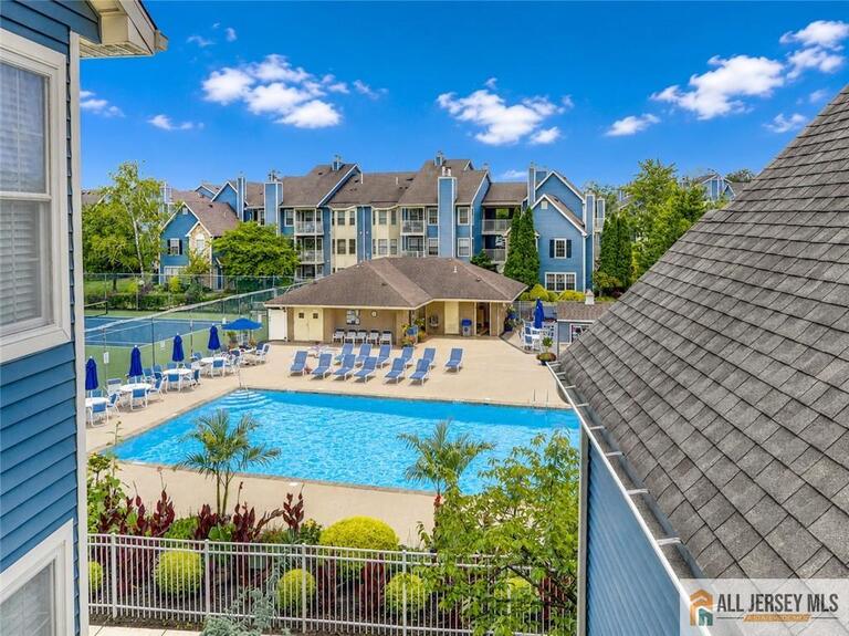 Photo 3 of 130 Longfield Court # 130, East Brunswick NJ 08816, East Brunswick, NJ