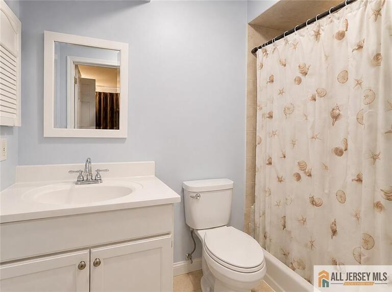 Photo 8 of 130 Longfield Court # 130, East Brunswick NJ 08816, East Brunswick, NJ