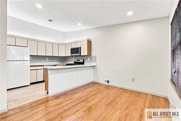Photo 7 of 119 Griggs Place # 119, East Brunswick NJ 08816, East Brunswick, NJ