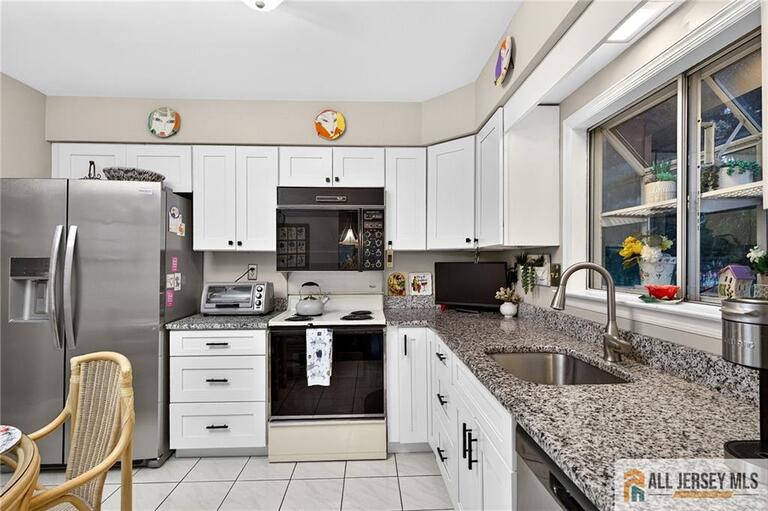 Photo 8 of 5 Hillsborough Drive # 5B, Monroe NJ 08831, Monroe, NJ
