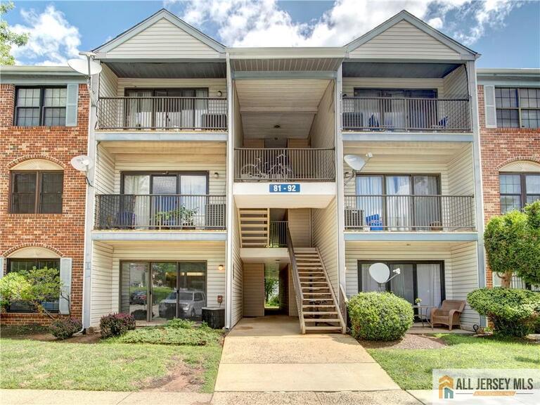 Photo 1 of 81 Canterbury Court, Piscataway NJ 08854, Piscataway, NJ