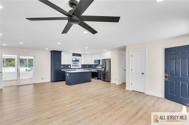 Photo 11 of 520 Beach Avenue, Beachwood NJ 08722, Beachwood, NJ