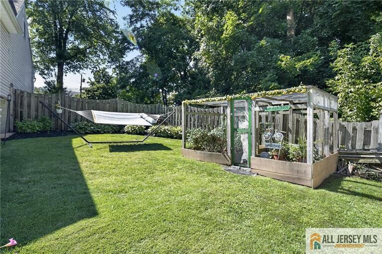 Photo 24 of 112 Tunison Road, New Brunswick NJ 08901, New Brunswick, NJ