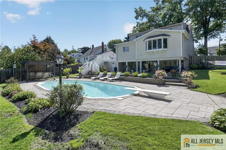Photo 12 of 112 Tunison Road, New Brunswick NJ 08901, New Brunswick, NJ