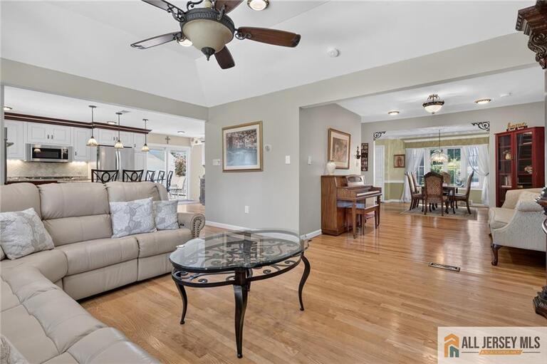 Photo 28 of 112 Tunison Road, New Brunswick NJ 08901, New Brunswick, NJ