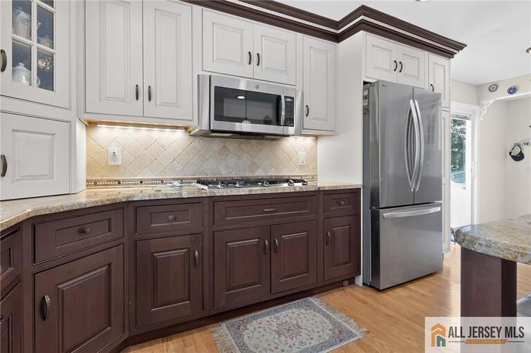 Photo 33 of 112 Tunison Road, New Brunswick NJ 08901, New Brunswick, NJ