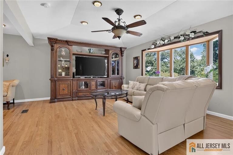 Photo 29 of 112 Tunison Road, New Brunswick NJ 08901, New Brunswick, NJ