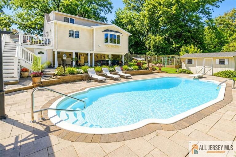 Photo 11 of 112 Tunison Road, New Brunswick NJ 08901, New Brunswick, NJ