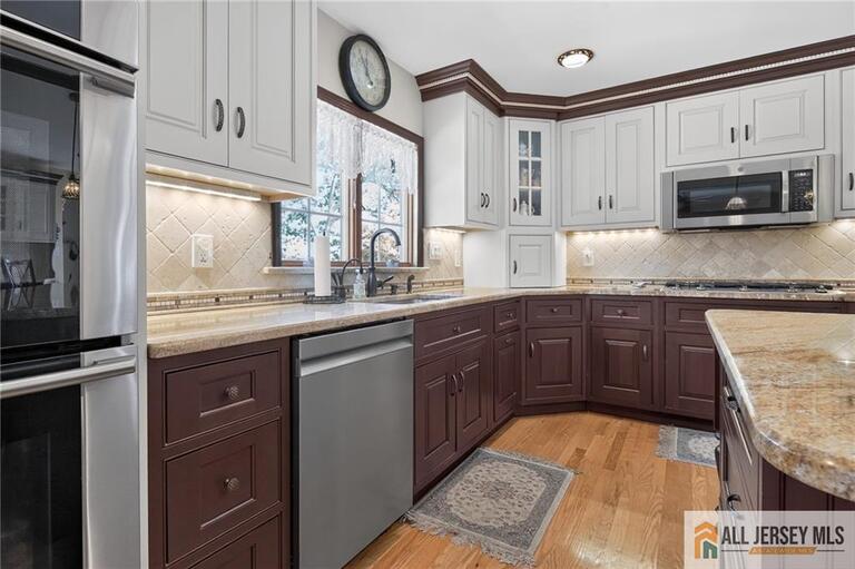 Photo 34 of 112 Tunison Road, New Brunswick NJ 08901, New Brunswick, NJ