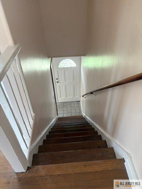 Photo 13 of 329 Leon Avenue, Perth Amboy NJ 08861, Perth Amboy, NJ