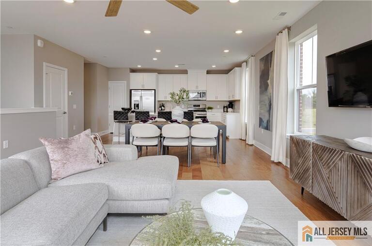 Photo 23 of 160 Leona Stewart Lane, Pennington NJ 08534, Pennington, NJ