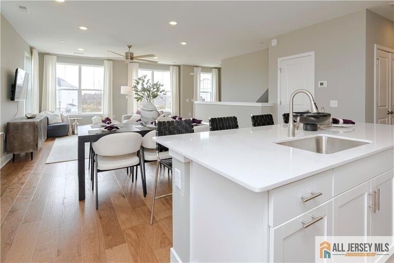 Photo 14 of 160 Leona Stewart Lane, Pennington NJ 08534, Pennington, NJ