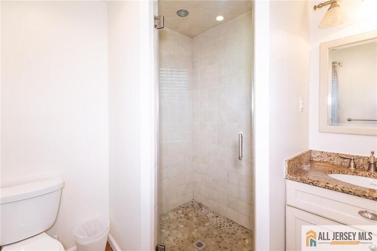 Photo 33 of 17 Heritage Court, Ewing NJ 08628, Ewing, NJ