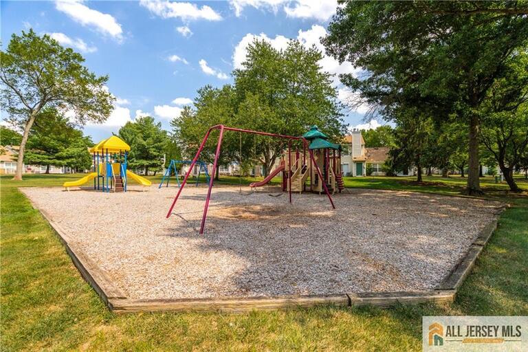 Photo 44 of 130 Winchester Way, Franklin NJ 08873, Franklin, NJ