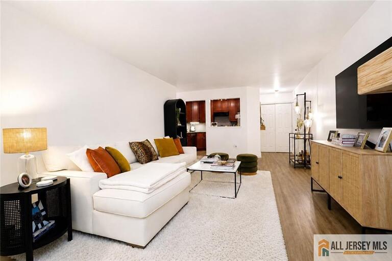 Photo 11 of 503 Chester Court, Helmetta NJ 08828, Helmetta, NJ