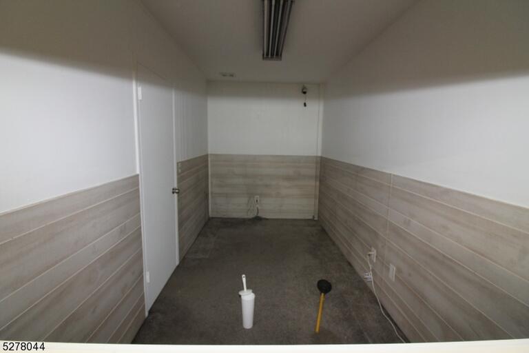 Property listing MLS 3893089 photo 4