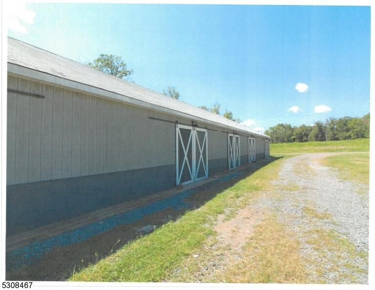 Property listing MLS 3920149 photo 8