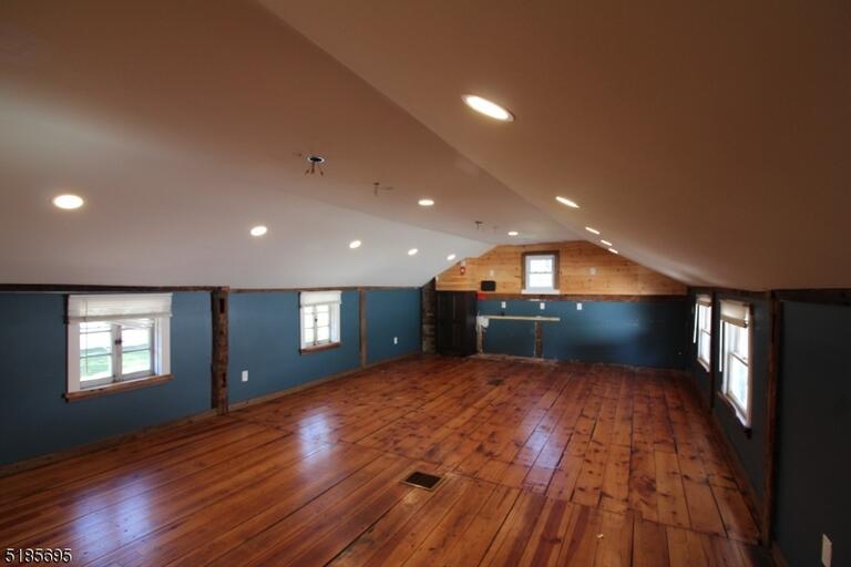 Property listing MLS 3963286 photo 1