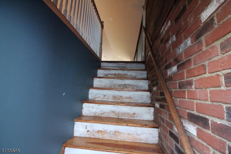 Property listing MLS 3963286 photo 3