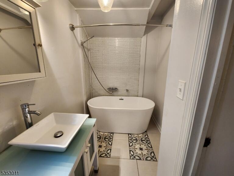 Property listing MLS 3965293 photo 9