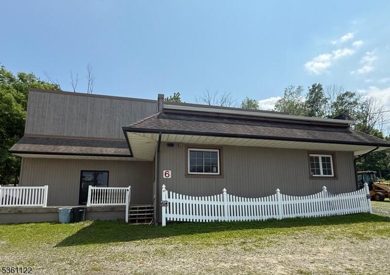 Property listing MLS 3965794 photo 1
