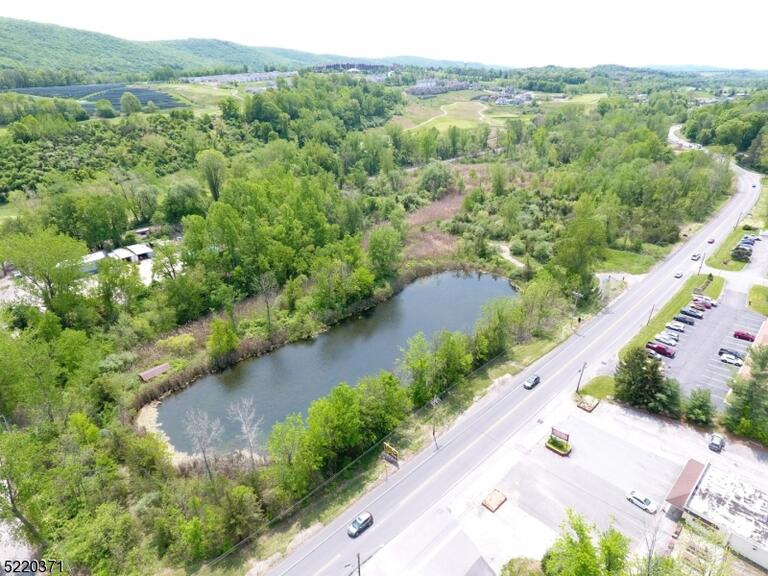 Property listing MLS 3990124 photo 3