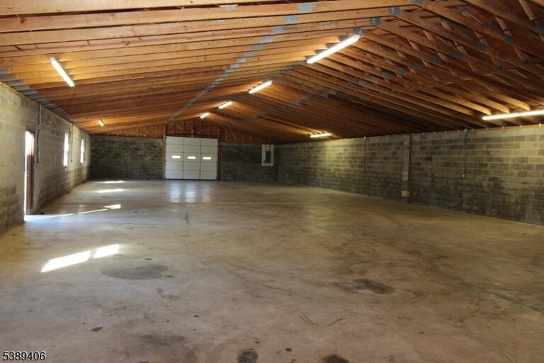 Property listing MLS 3990929 photo 4
