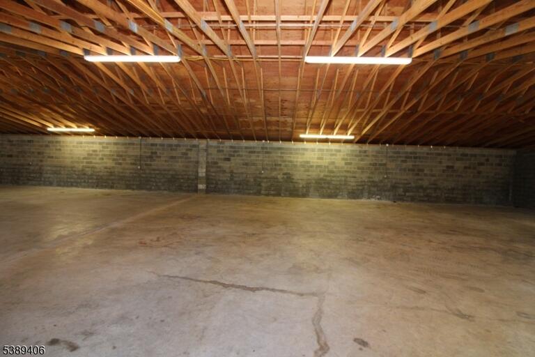 Property listing MLS 3990929 photo 6