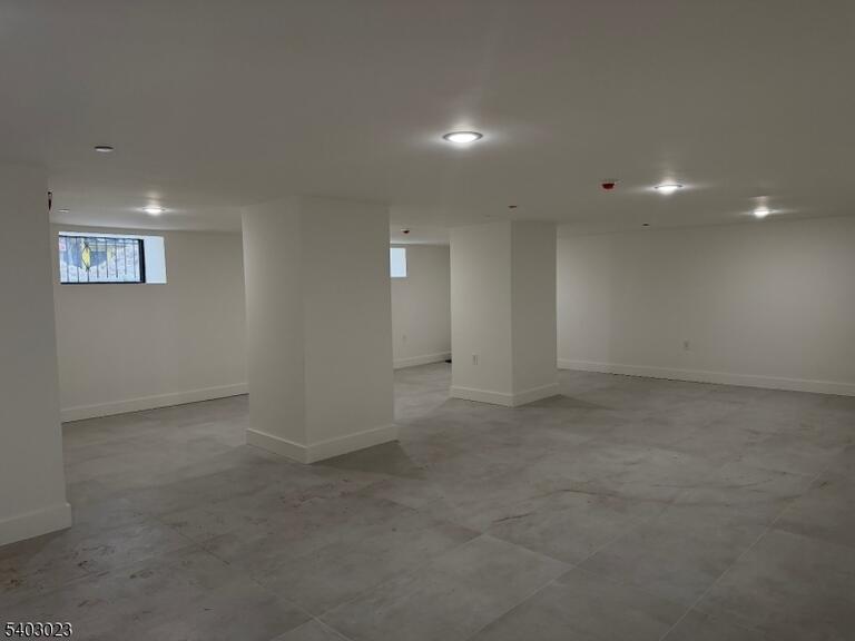 Property listing MLS 4003018 photo 8