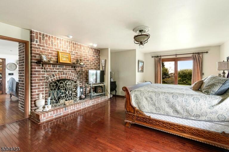 Property listing MLS 4003803 photo 16