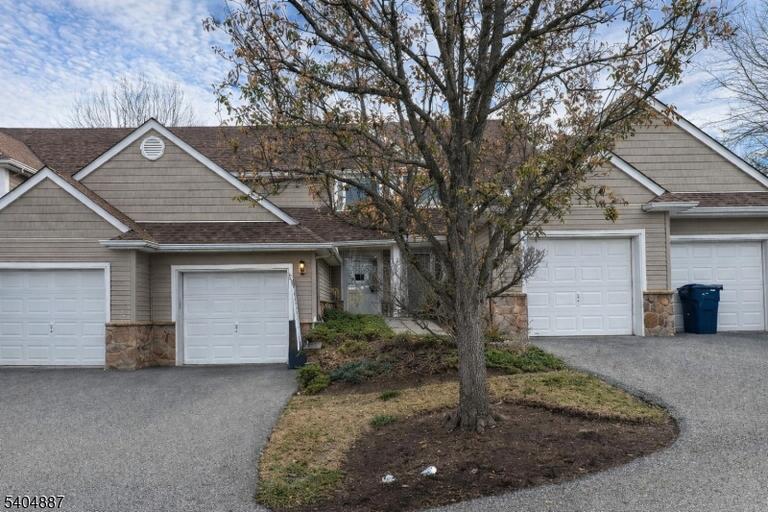 Property listing MLS 4004313 photo 1