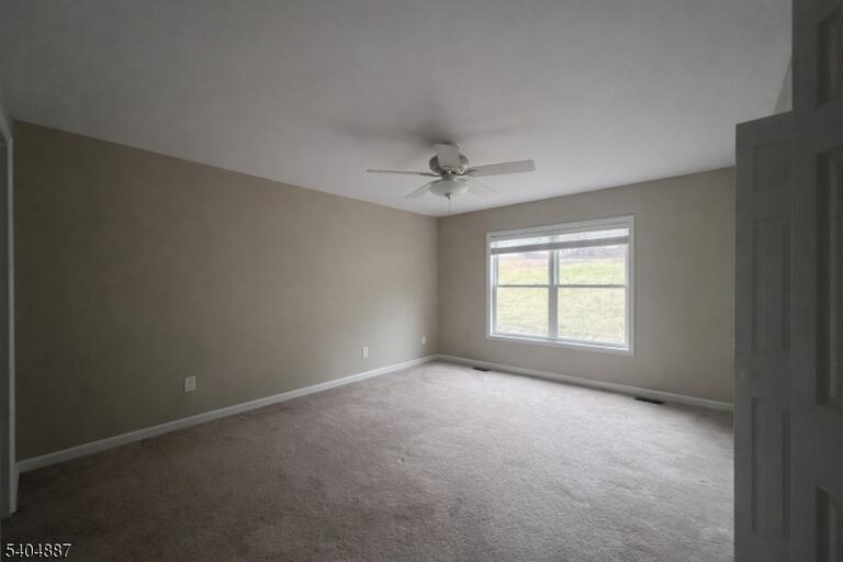 Property listing MLS 4004313 photo 11