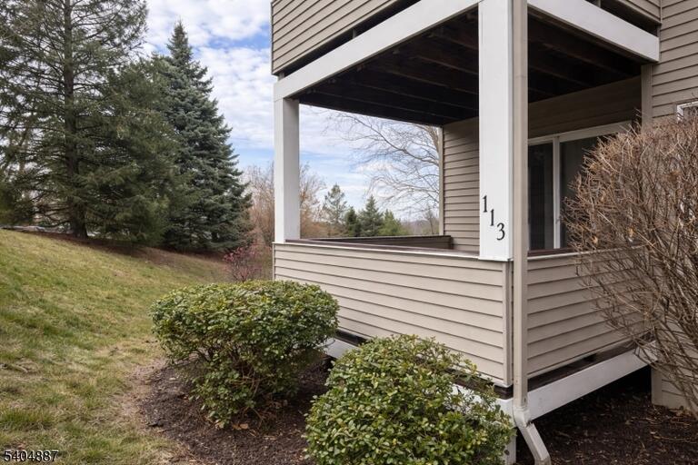 Property listing MLS 4004313 photo 2