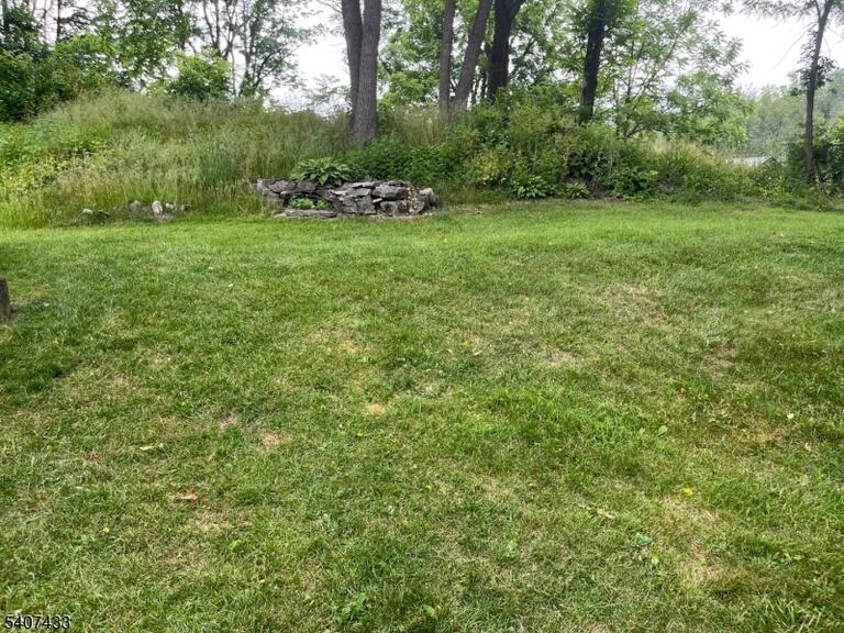 Property listing MLS 4006562 photo 24