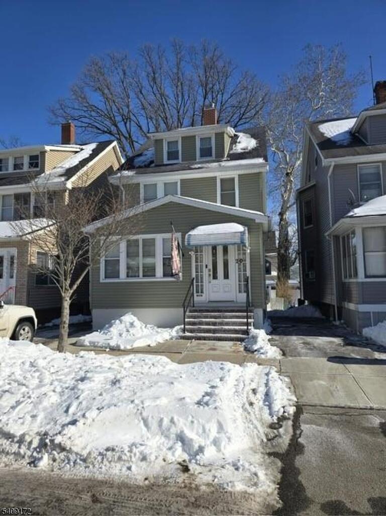 Property listing MLS 4007927 photo 2