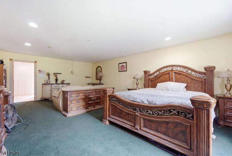 Property listing MLS 4010735 photo 39