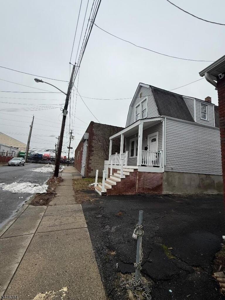 Property listing MLS 4013873 photo 4