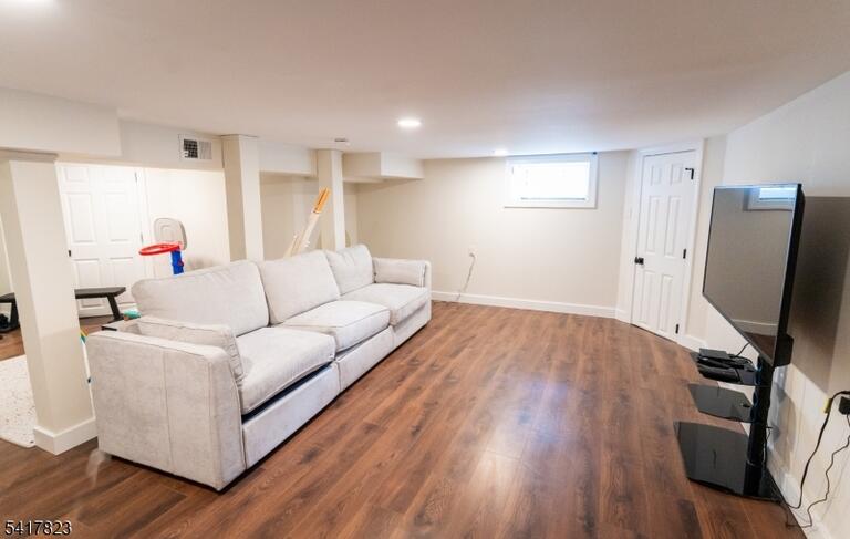 Property listing MLS 4015515 photo 29