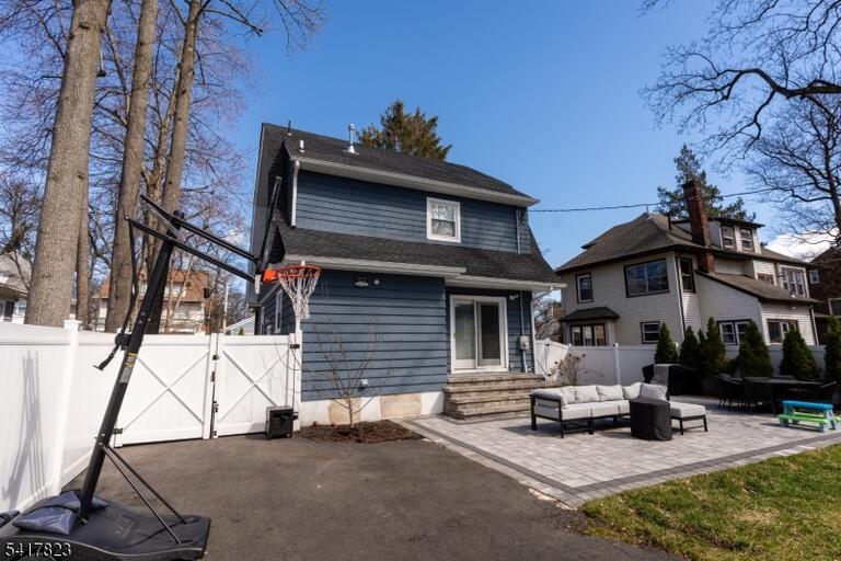 Property listing MLS 4015515 photo 31
