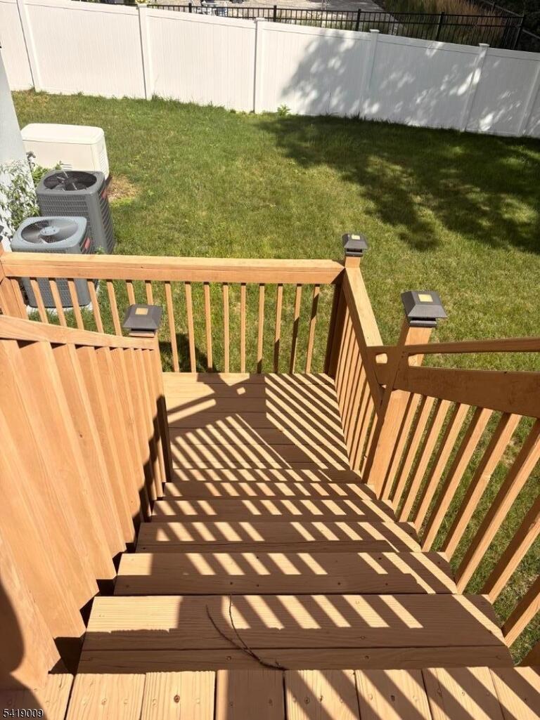 Property listing MLS 4016106 photo 11