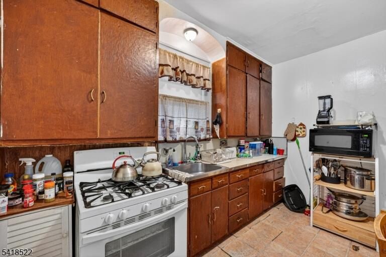 Property listing MLS 4016732 photo 12