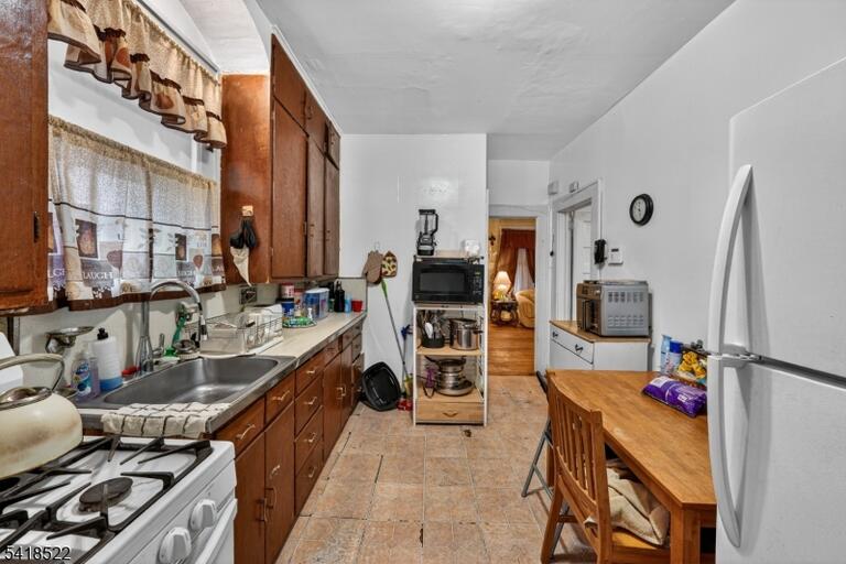 Property listing MLS 4016732 photo 14