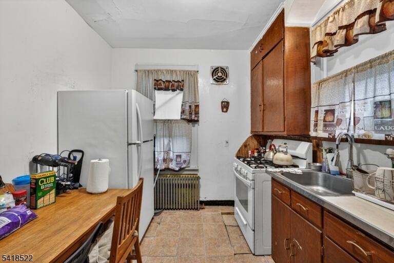 Property listing MLS 4016732 photo 15