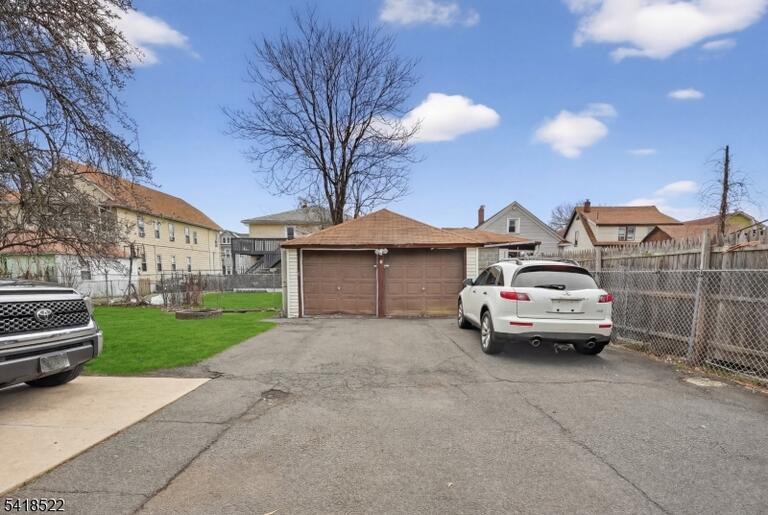 Property listing MLS 4016732 photo 36