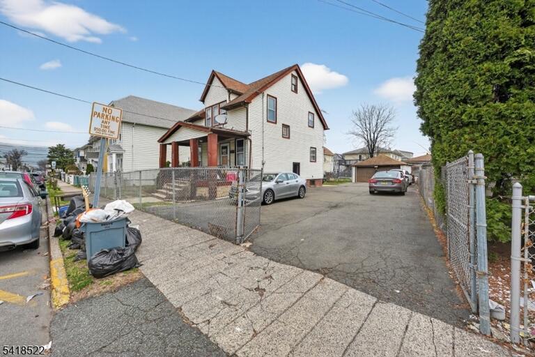 Property listing MLS 4016732 photo 37