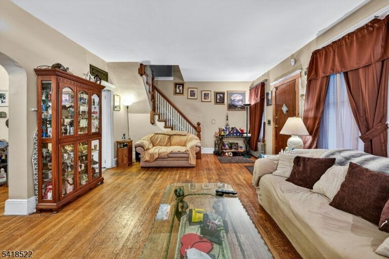 Property listing MLS 4016732 photo 6